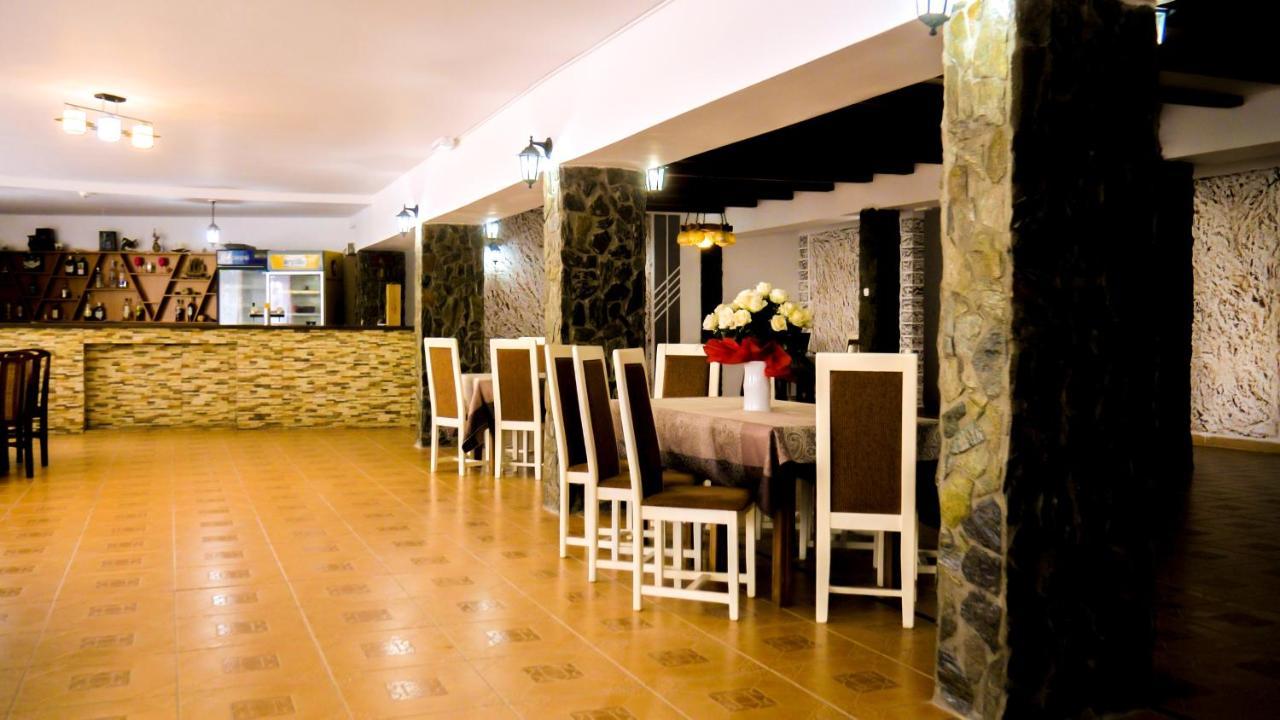 Pensiunea Danubio Moldova Noua Exteriér fotografie